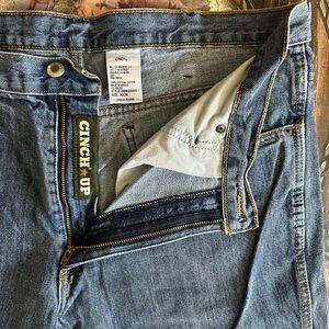 Green label men’s cinch jeans